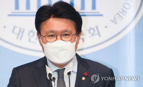 황운하 더불어민주당 의원. 연합뉴스